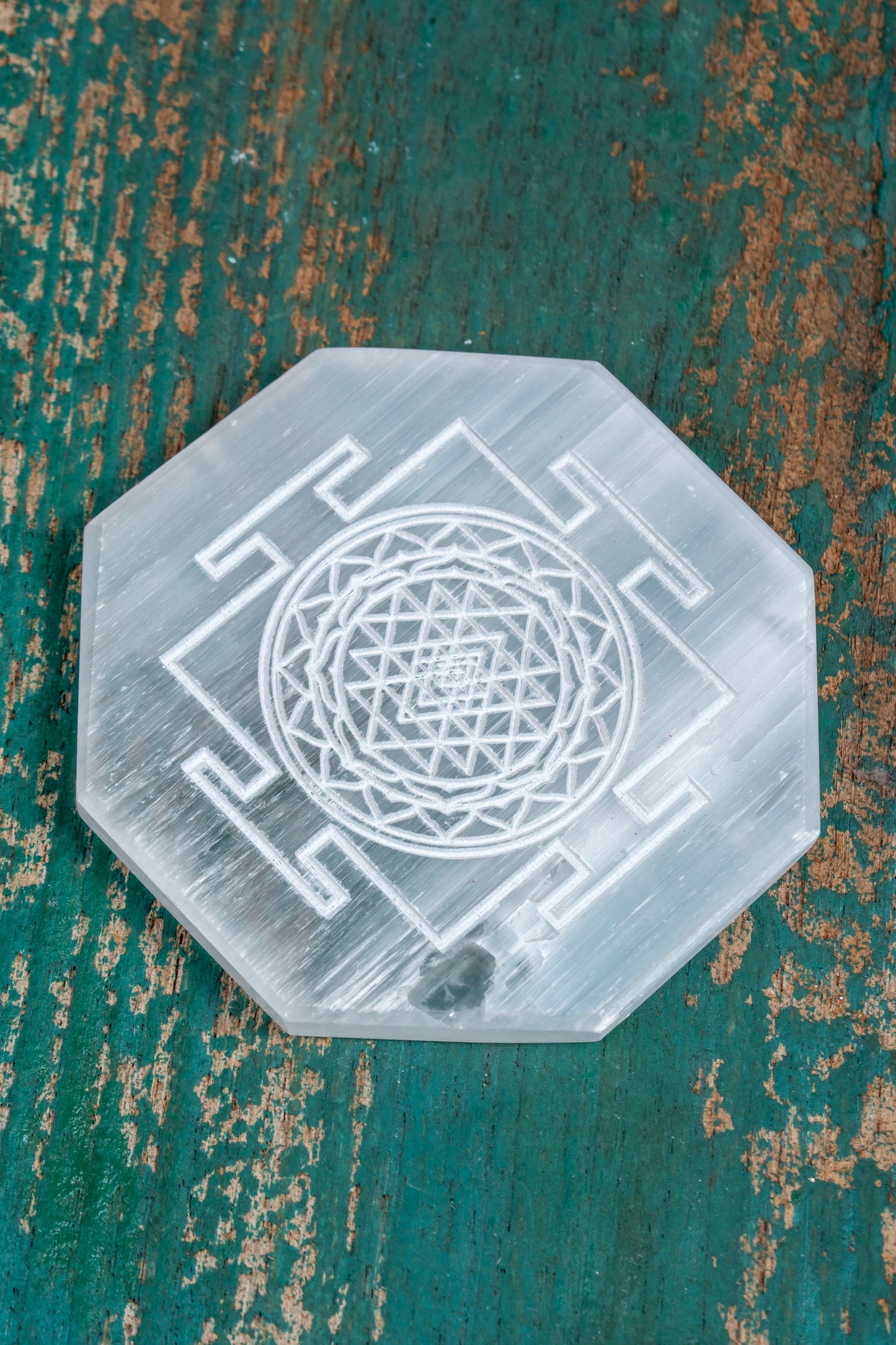 Selenite Charging Plate – 4 Inch Engraved with Shree Yantra