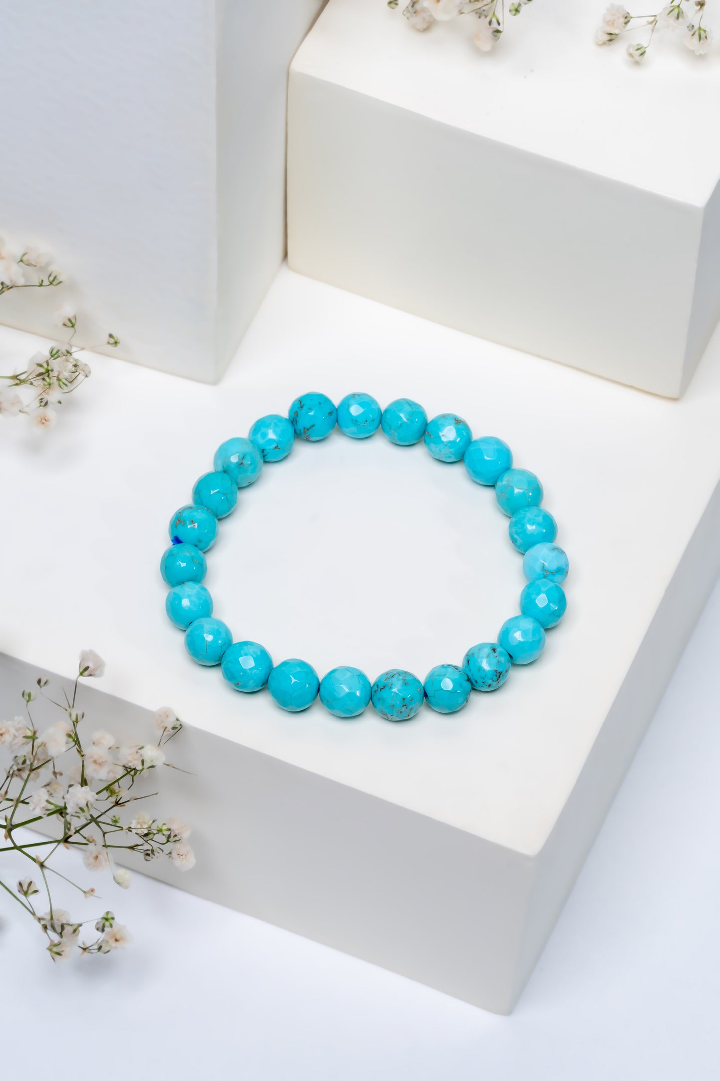 Turquoise – Sagittarius (November 22 – December 1)
