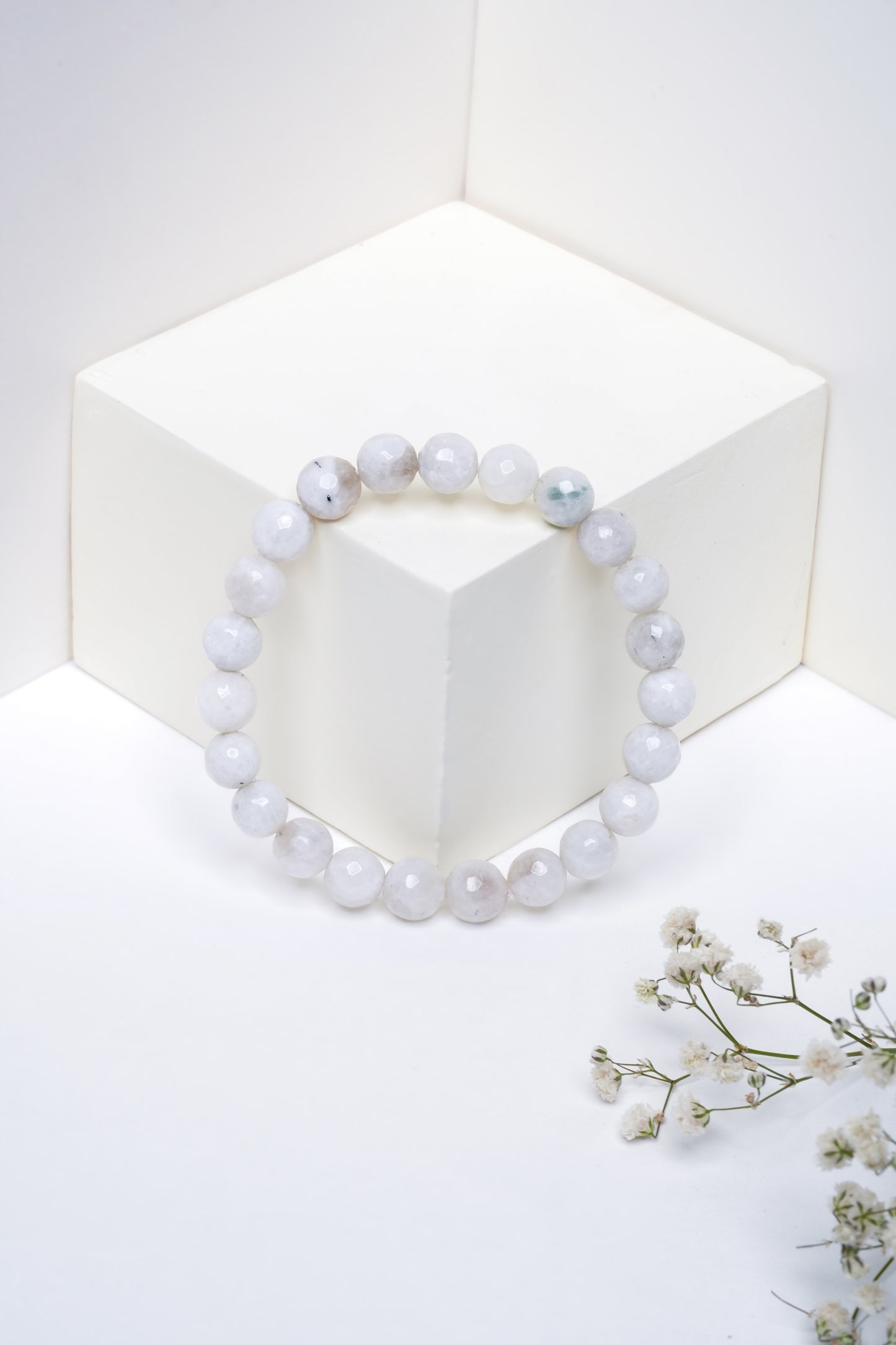 Moonstone – Pisces (March 11 – March 20)