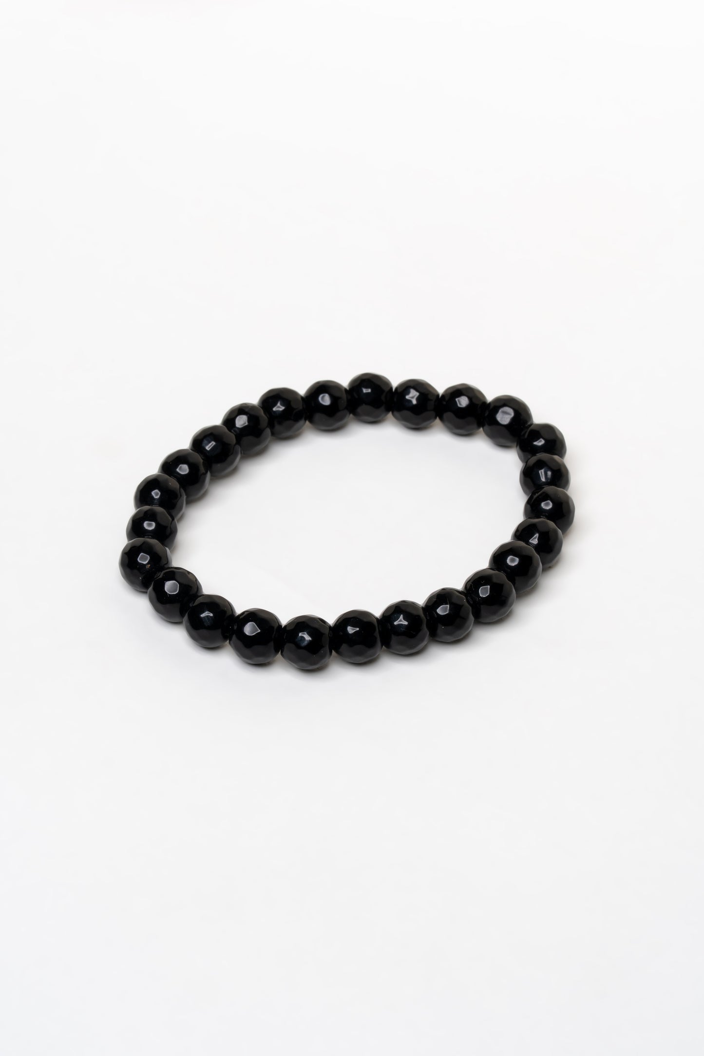 Black Tourmaline – Capricon (January 11 – January 19)