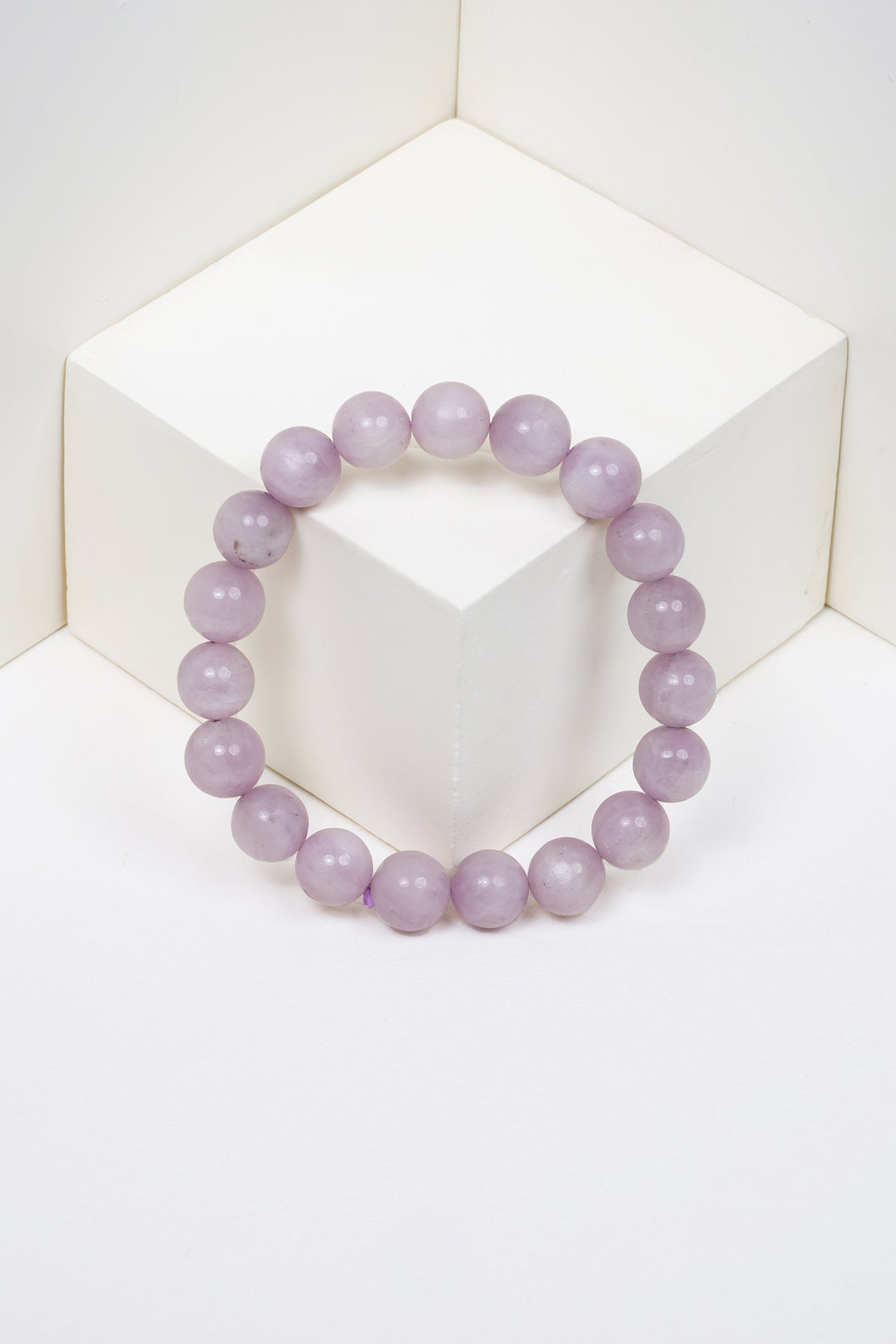 Kunzite – Emotional Healing and Finding Soulmate