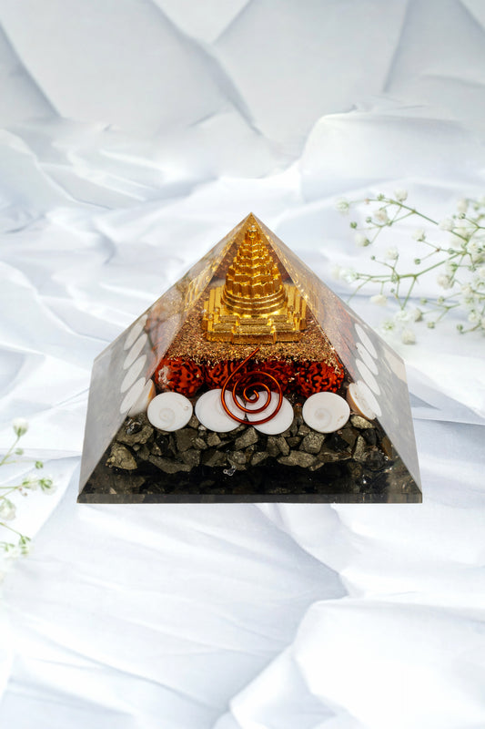 Shree Yantra Gomti Chakra Orgone Pyramid